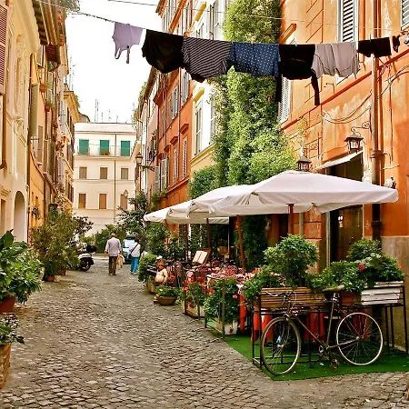 Leopardo 28 - Loft In Trastevere Рим