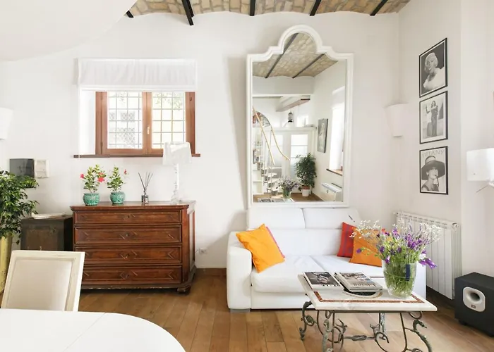 Leopardo 28 - Loft In Trastevere Roma